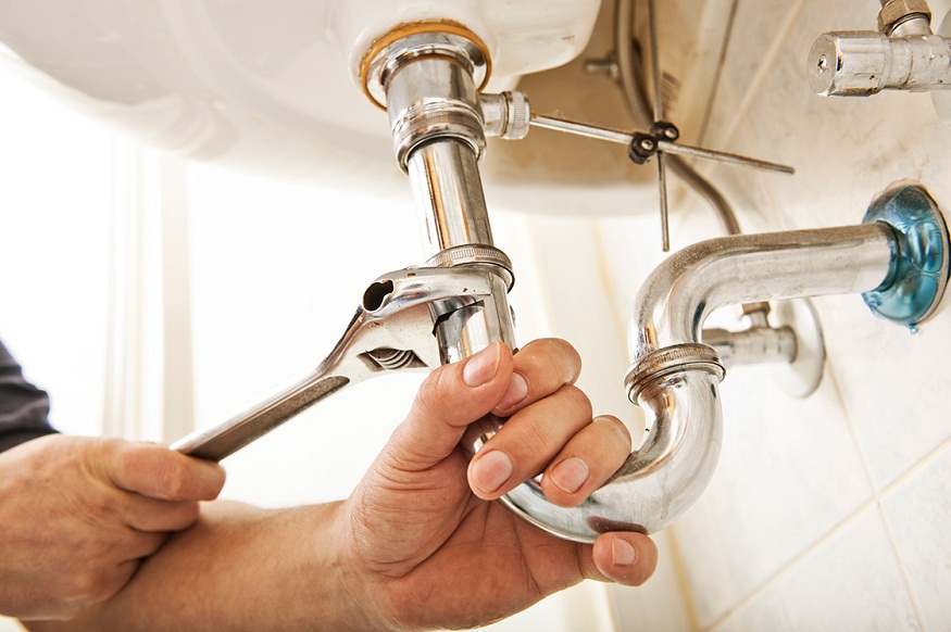 professional tips for choosing a plumber